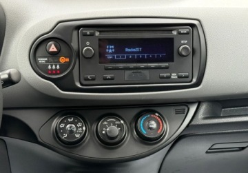 Toyota Yaris III Hatchback 5d Facelifting 2017 1.5 Dual VVT-iE 111KM 2019 Toyota Yaris salon Polska, FV-VAT 23, 1 rej 2020 r., lakier fabryczny 1.5, zdjęcie 5