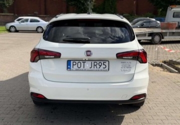 Fiat Tipo II Station Wagon 1.6 MultiJet 120KM 2019 Fiat Tipo Fiat Tipo 1.6 MultiJet DCT Business Line 1.6 Diesel 120KM, zdjęcie 5