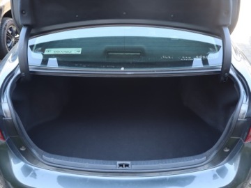 Toyota Avensis III Sedan Facelifting 2015 1.6 Valvematic 132KM 2016 Toyota Avensis 1.6 Valvematic, Salon Polska, zdjęcie 12