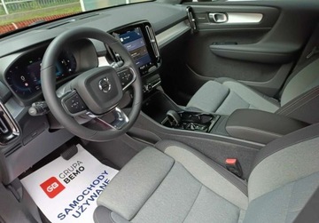 Volvo XC40 2023 Volvo XC 40 2.0 B3 MILD HYBRID Automat PlusDark SalonPL SerwisASO FV23 Gwa, zdjęcie 8