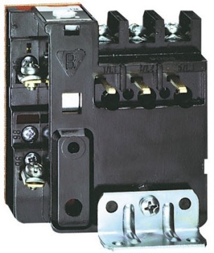 PRZEKAŹNIK P16R 4-5.6A