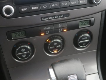 Volkswagen Passat B6 Variant 2.0 TDI-CR DPF 140KM 2008 VW Passat 2.0 TDI, DSG, Navi, Klima, Klimatronic, zdjęcie 11