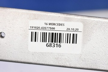 DRŽÁK VÝZTUHA NOSNÍK MERCEDES W205 W213 14-