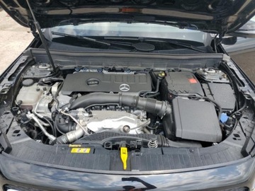 Mercedes GLB 2023 Mercedes-Benz GLB 2023 Mercedes-Benz GLB 250 2.0 Benzyna 221KM, zdjęcie 12