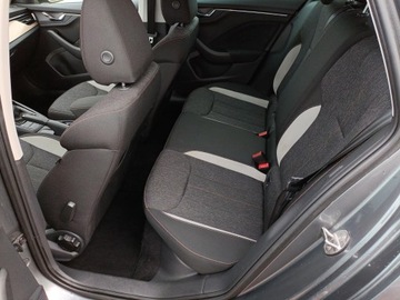 Skoda Kamiq Crossover 1.0 TSI 110KM 2023 Škoda Kamiq 1.0 TSI Ambition DSG 1.0TSI 110KM DSG, zdjęcie 10