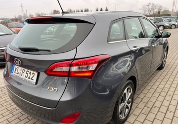 Hyundai i30 II Wagon Facelifting 1.6 CRDi 110KM 2016 Hyundai i30 1.6D 110KM Autom.Navi Kamera Led Xenon Grzane Siedz.Oplacony G, zdjęcie 4