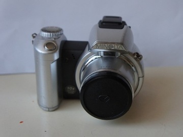 Цифровой фотоаппарат MINOLTA DIMAGE Z1