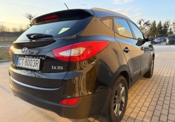 Hyundai ix35 SUV Facelifting 1.6 GDI 135KM 2015 Hyundai ix35 salon PL bezwypadkowy oryginalny niski przebieg od emeryta, zdjęcie 6