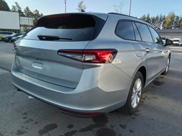 Skoda Superb III Kombi Facelifting 2.0 TDI SCR 150KM 2026 SKODA Superb Essence 2.0 TDI DSG Combi 150KM 2026, zdjęcie 2