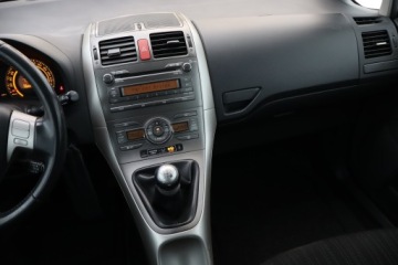 Toyota Auris I Hatchback 1.6 i 16V VVT-i 124KM 2006 Toyota Auris 1.6 Dual VVT-i, Klima, Klimatronic, zdjęcie 7