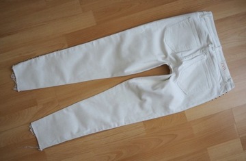 ZARA __ PIĘKNE SPODNIE JEANS __ R. 36/S