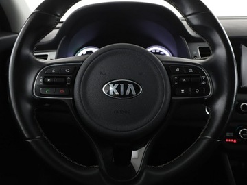 Kia Niro I Crossover 1.6 GDi Hybrid 141KM 2017 Kia Niro hybryda półskóra navi kamera, zdjęcie 20