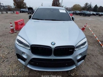 BMW Seria 6 F06-F12-F13 2015 BMW X6M 2015 4.4 Benzyna 567KM, zdjęcie 7