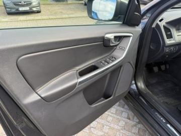 Volvo XC60 I SUV Facelifting 2.0 D4 DRIVE-E 181KM 2013 Volvo XC 60 2,0 diesel D4 181KM skóry, zdjęcie 12