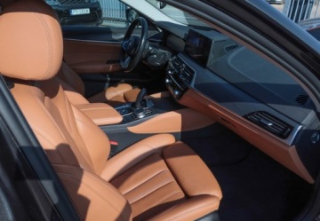 BMW Seria 5 G30-G31 Touring Plug-In 2.0 530e 292KM 2022 BMW 530 292ps Luxury xDrive Laser ACC Skóra HUD Keyles Blis 4xKlima Webasto, zdjęcie 20