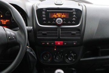 Opel Combo D Tour 1.6 CDTI 105KM 2015 Opel Combo 1.6 CDTI, Klima, Parktronic, zdjęcie 12