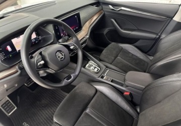 Skoda Octavia IV Kombi 2.0 TDI SCR 200KM 2022 Skoda Octavia 2.0TDI 200KM 4x4 Scout Matrix Hak ACC Ambiente Head-Up El.Fo, zdjęcie 8