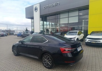 Skoda Superb III Liftback Facelifting 2.0 TSI 272KM 2019 Skoda Superb Pierwszy wlasciciel. Salon Polska 2.0 Benzyna 272KM, zdjęcie 1