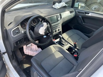 Volkswagen Golf Sportsvan Sportsvan 1.2 TSI BlueMotion Technology 110KM 2015 Volkswagen Golf Sportsvan 1.2 Benzyna 110KM, zdjęcie 9