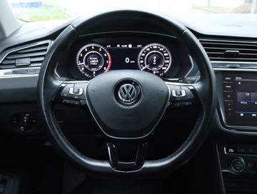 Volkswagen Tiguan II SUV 2.0 TSI 180KM 2018 VW Tiguan 2.0 TSI, Salon Polska, 4X4, DSG, Navi, zdjęcie 21