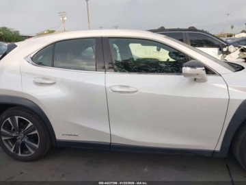 Lexus UX 2021 Lexus UX 2021 Lexus UX 250h AWD 2.0 Hybryda 181KM, zdjęcie 5