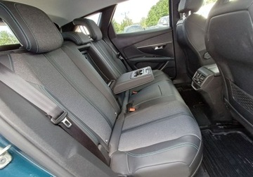 Peugeot 3008 II Plug-In Hybrid Facelifting 1.6 HYBRID 225KM 2021 Peugeot 3008 149 1.6 PureTech Hybrid PHEV Allure 225 KM I wl. FV23, zdjęcie 34