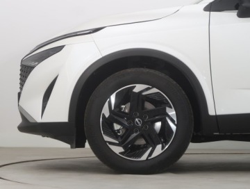 Nissan Qashqai III Crossover Facelifting 1.3 DIG-T MHEV 158KM 2025 Nissan Qashqai 1.3 DIG-T MHEV, 1. Właściciel, zdjęcie 14