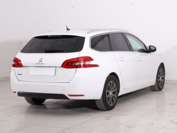 Peugeot 308 II SW 1.2 PureTech 130KM 2015 Peugeot 308 1.2 PureTech, Automat, Navi, Klima, zdjęcie 4