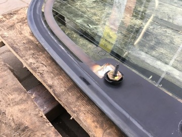 HYUNDAI TUCSON I 04- SKLO (OKNO) ZADNÍ W KRYT SVĚTLÝ