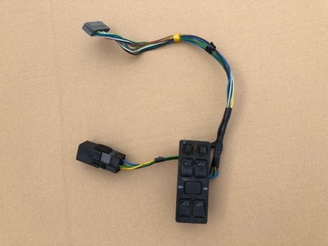 PANEL STEROWANIA SZYBAMI LUSTERKAMI VOLVO 850