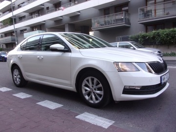Skoda Octavia III Liftback Facelifting 2.0 TDI 150KM 2019 Skoda Octavia III 2.0 TDI Automat, zdjęcie 17