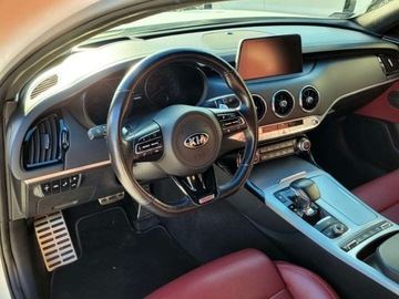 Kia Stinger Liftback 3.3 T-GDi 366KM 2018 Kia Stinger 3.3 GT,Salon PL.Rej.2019 3.3 Benzyna 366KM, zdjęcie 17
