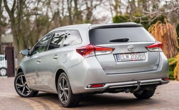 Toyota Auris II Touring Sports Facelifting 1.2 D-4T 116KM 2018 Toyota Auris Toyota Auris 1.2 Turbo Design Edition 1.2 Benzyna 116KM, zdjęcie 4