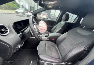 Mercedes GLA II Off-roader 2.0 180d 116KM 2023 Mercedes-Benz GLA Kamera Nawigacja Automatydczna skrzynia 2.0 Diesel 116KM, zdjęcie 9