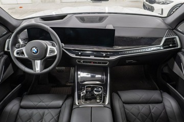 BMW X5 G05 SUV Facelifting 3.0 30d 298KM 2025 BMW X5 xDrive30d Dostępny od ręki!, zdjęcie 13