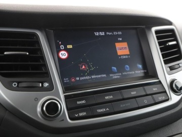 Hyundai Tucson III SUV 1.6 GDI 132KM 2018 Hyundai Tucson Kamera, Navi, Aut.klima, Bluetooth, zdjęcie 22