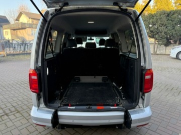 Volkswagen Caddy IV Kombi Maxi 2.0 TDI SCR BlueMotion Technology 102KM 2018 Volkswagen Caddy niepełnosprawnych Rampa inwalida, zdjęcie 7