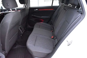 Volkswagen Golf VIII Variant 2.0 TDI 115KM 2022 Volkswagen Golf SalonPL 2.0TDI 115KM Life Pakiety Comfort LED ACC Digital, zdjęcie 27