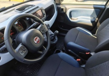 Fiat Panda III Hatchback 5d seria 4 1.0 Hybrid 70KM 2021 Fiat Panda mildHybrid City Cross, Czujniki parkowania, Klimatyzacja, Salon, zdjęcie 5