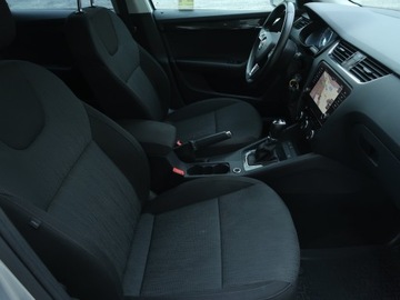 Skoda Octavia III Kombi Facelifting 2.0 TDI 150KM 2020 Skoda Octavia 2.0 TDI, Salon Polska, zdjęcie 7