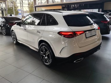 Mercedes GLC C254/X254 Coupe 2.0 200 204KM 2025 MERCEDES-BENZ GLC 200 4-Matic AMG Line 2.0 (204KM) 2025, zdjęcie 3