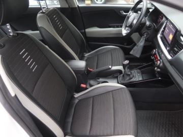 Kia Stonic I Crossover Facelifting 1.0 T-GDI 100KM 2023 Kia Stonic 1.0 T-GDI, Salon Polska, Serwis ASO, zdjęcie 8