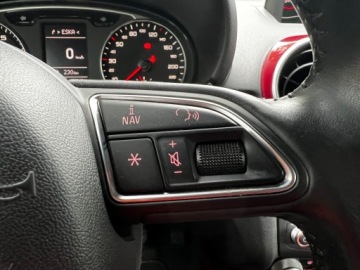 Audi A1 I Hatchback 3d 1.4 TFSI 122KM 2011 Audi A1 1.4 TFSI, zdjęcie 19