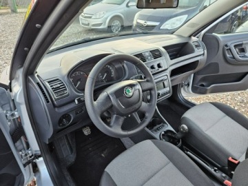 Skoda Fabia II Kombi 1.2 70KM 2009 Škoda Fabia Skoda Fabia Opłacona Zdrowa Zadbana, zdjęcie 7