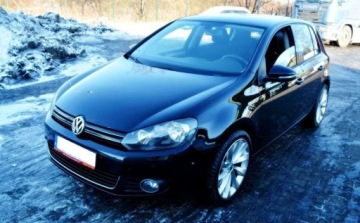 Volkswagen Golf VI Hatchback 5d 1.4 TSI 160KM 2009 Volkswagen Golf Automat, Dynaudio, Nawigacja , Czujniki parkowania 1.4