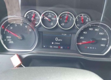 Chevrolet Silverado II 2021 Chevrolet Silverado 2021, 5.3L, 4x4, RST, po gradobiciu 5.3 Benzyna 355KM, zdjęcie 11