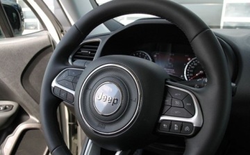 Jeep Renegade 2023 Jeep Renegade 1.5 T4 mHEV Limited FWD SS DCT 2023 Hybrid Gwarancja od R, zdjęcie 27