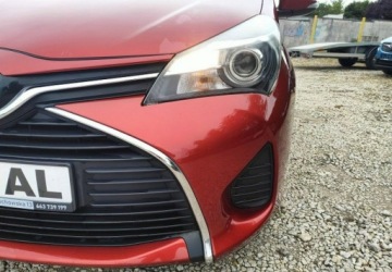 Toyota Yaris III Hatchback 5d Facelifting 1.0 VVT-i 69KM 2015 Toyota Yaris Lift Tylko 50.000km Bogata wersja KameraZarejestrowana, zdjęcie 6