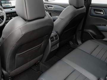 Nissan Qashqai III Crossover 1.3 DIG-T MHEV 158KM 2023 Nissan Qashqai CB213RC#1.3 DIG-T mHEV 4x4 Tekna, zdjęcie 26