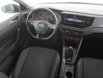 Volkswagen Polo VI Hatchback 5d 1.0 TSI 95KM 2020 VW Polo 1.0 TSI, Klima, Tempomat, Parktronic, zdjęcie 6